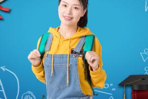 初中生上大學選擇播音主持專業好嗎?