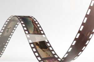 女生學播音主持專業就業前景怎么樣?