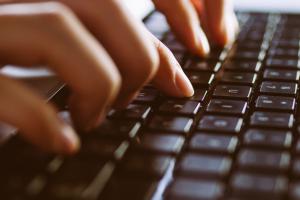 �㽭ؔ�չ��팣�I(y��)�WУ����