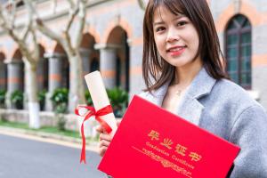 2025年高考低分考生的最佳出路是什么?