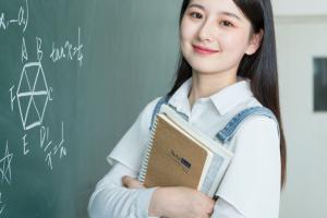 2024��ӱ������п�ԇ����^ԺУ�����T�W(xu��)У��B