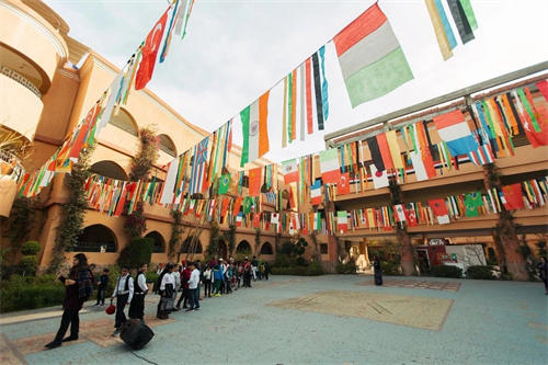 TOP9 Dover Court國際學校