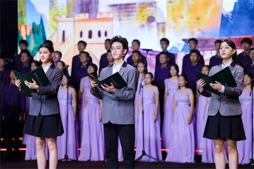 青苗學(xué)子閃耀“澳門(mén)青年看祖國(guó)”交流團(tuán)匯報(bào)會(huì)