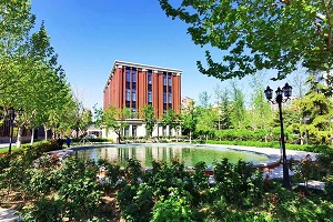 �����W(xu��)���R���W(xu��)У