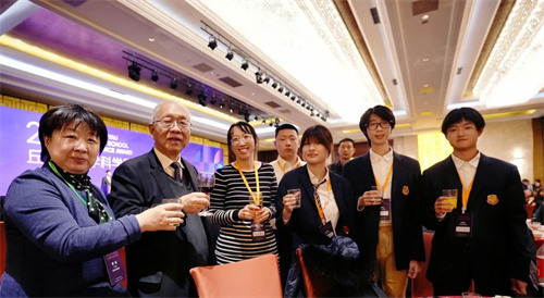 ���������W(xu��)У�@���ͩ�ЌW(xu��)�ƌW(xu��)��(ji��ng)