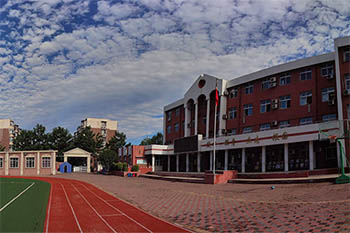 �����к���^�������WУ