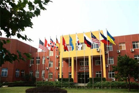 ������ͨ�݅^(q��)˽�����ˌW(xu��)У