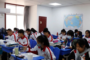 東方紅學(xué)校高中