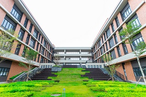 ���ڹ��_�WУ