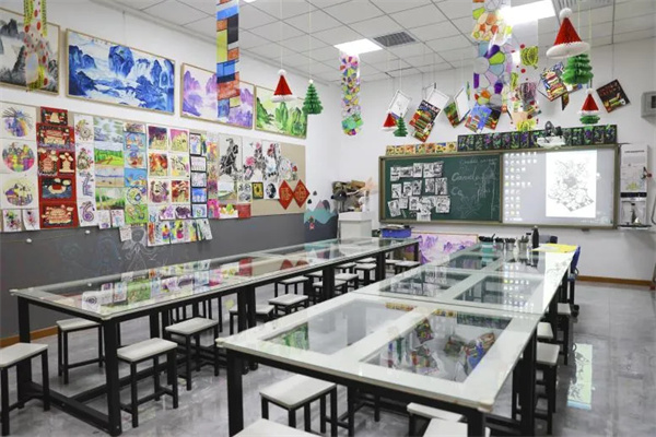 ������_�ƌWУӲ��