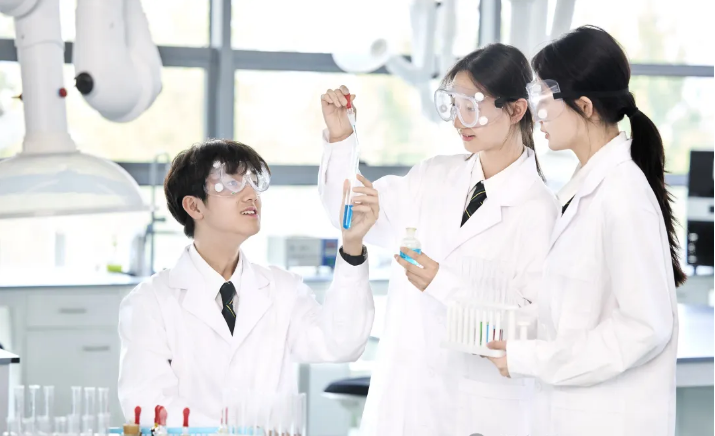 �R������