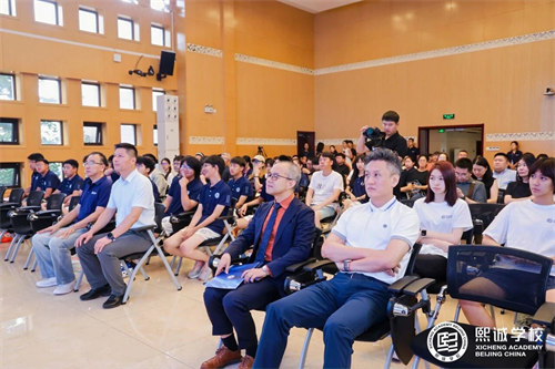 �������d���\�WУ�_�W��Y