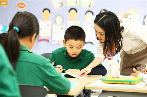 ������xУ�^