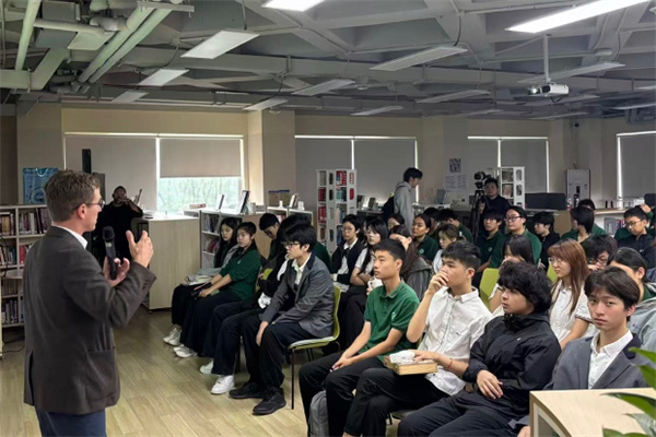 紐大招生官來(lái)訪青苗