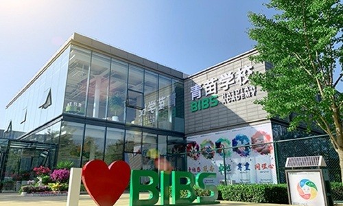 ����WУ����У�^