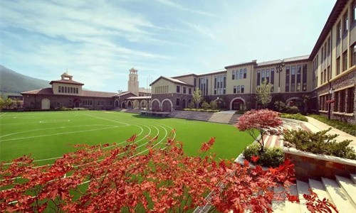 ���B�������H�W(xu��)У