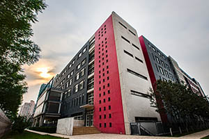 �����ڰ��ЌW������У���H��