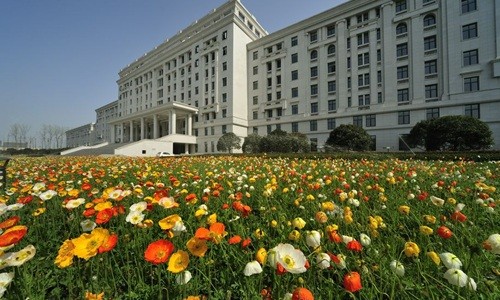 成都電子科技大學(xué)國(guó)際課程中心