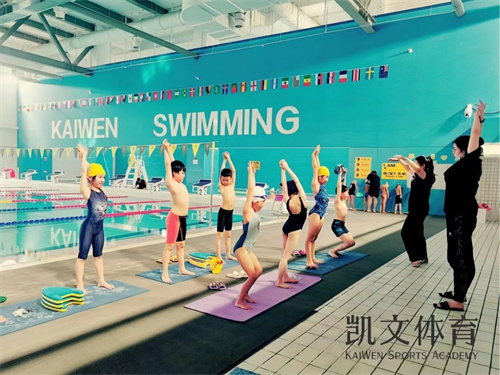 朝陽凱文游泳校隊g