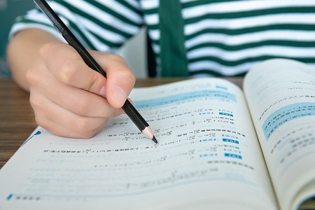 ��´��Ժ��W(xu��)�yԇ