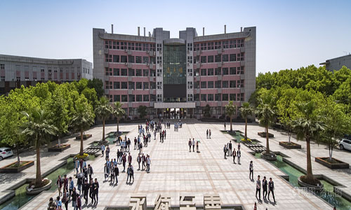 成都職業(yè)技術學院