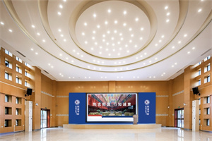 �������d���\