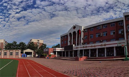 �����к���^(q��)�������W(xu��)У